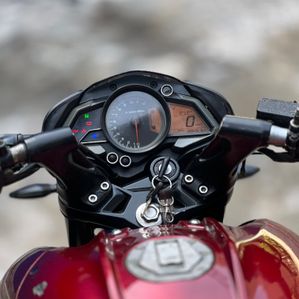Bajaj Pulsar NS200 2016 - Image 3