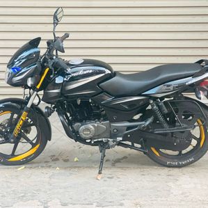Bajaj Pulsar 150 2017 - Image 3