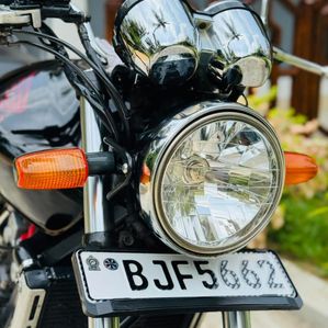 Honda Hornet Ch140 2012 - Image 2