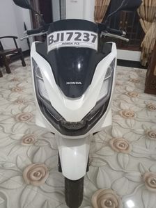 Honda PCX 2024