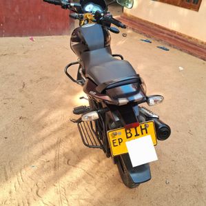 Bajaj Pulsar 150 2018 - Image 2