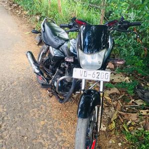 Bajaj Platina 2009 - Image 3