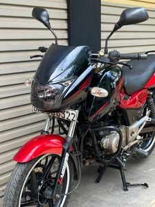 Bajaj Pulsar 150 2015