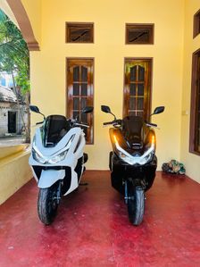 Honda PCX 2025