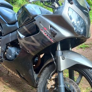 Honda CBR 2015 - Image 3
