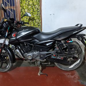 Bajaj Pulsar 150 2017 - Image 2