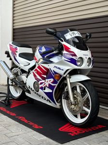 Honda CBR 2004