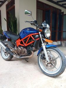 Honda VTR 2009