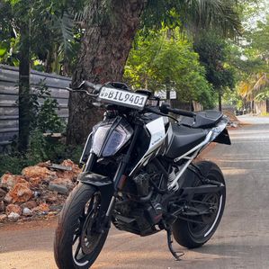 KTM Duke 125 2020 2019 - Image 2