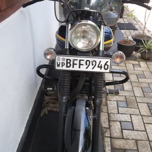 Bajaj Avenger BFF 2017 - Image 2