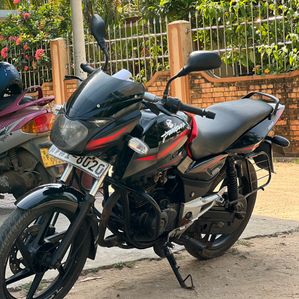 Bajaj Pulsar 150 2011 - Image 2