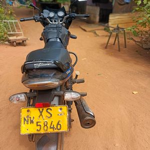 Bajaj Discover super bike 2013 - Image 2
