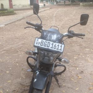 Bajaj V15 2016 - Image 2