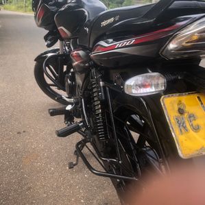 Bajaj Discover 100 2010 - Image 3