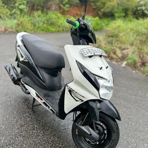 Honda Dio 2015 - Image 3