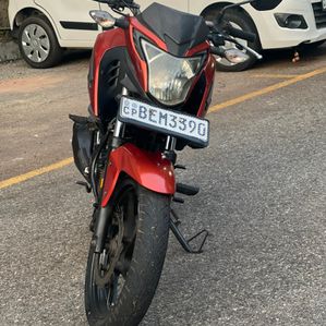 Honda CB Hornet 160 2016 - Image 2