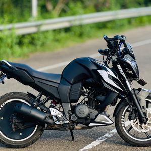 Yamaha FZ v1 2012 - Image 2