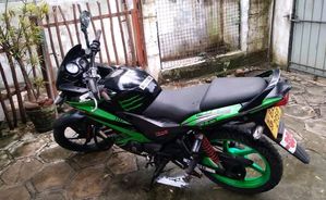 Honda CBF STUNNER 2013