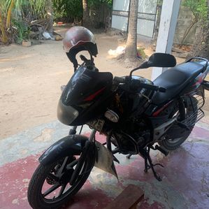 Bajaj Pulsar 150 2014 - Image 2