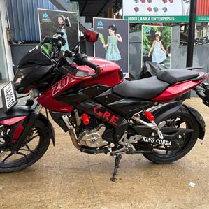 Bajaj Pulsar NS200 2013 - Image 2
