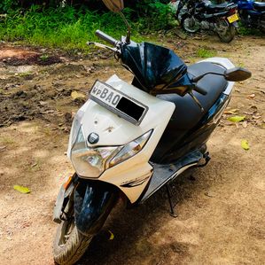 Honda Dio 2013 - Image 2