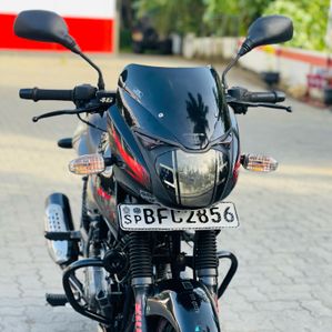 Bajaj Pulsar 150 2017 - Image 3