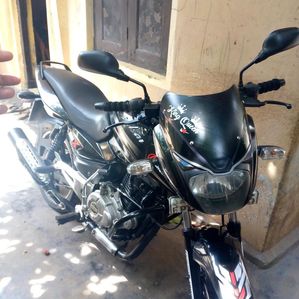 Bajaj Pulsar 150 2016 - Image 2