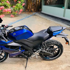 Yamaha R15 2019 - Image 2