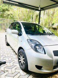 Toyota Vitz 2009