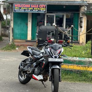 Bajaj Pulsar NS200 2018 - Image 3