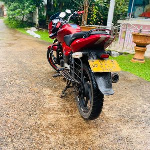 Bajaj Pulsar 180 2009 - Image 2