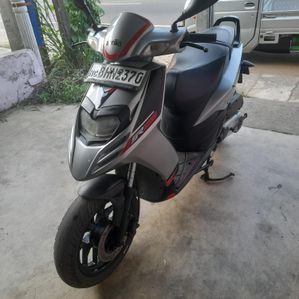 Aprilia SR 125 Apirilia 2019 - Image 2