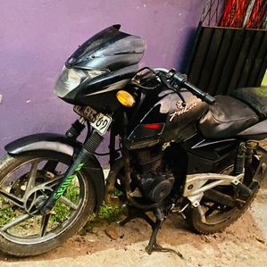 Bajaj Pulsar 180 2005 - Image 2
