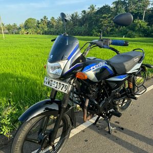 Bajaj Platina 2011 - Image 2
