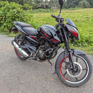 Bajaj Pulsar 135 2011 - Image 3