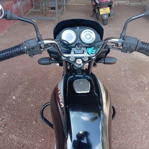 Bajaj Platina 2016 - Image 3