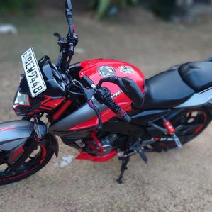 Bajaj Pulsar NS200 2017 - Image 2
