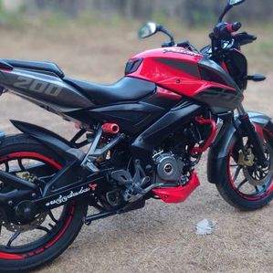 Bajaj Pulsar NS200 2017 - Image 3