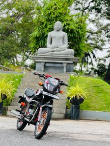 Bajaj CT100 2014