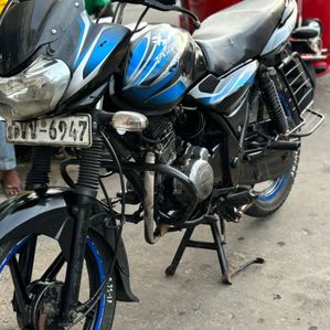 Bajaj Discover 2010 - Image 2