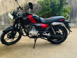 Bajaj V15 2017