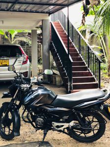 Bajaj Discover 100M 2015