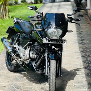 Bajaj Pulsar 150 2014 - Image 2