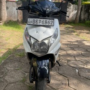 Honda Dio 2015 - Image 2