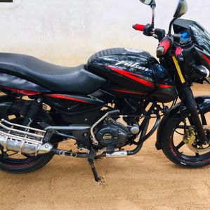 Bajaj Pulsar 150 2018 - Image 2
