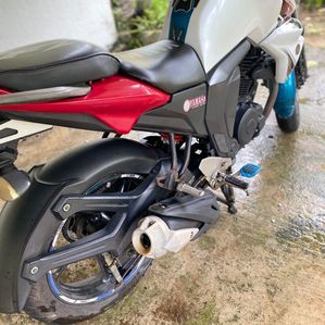 Yamaha FZs V2 2016 - Image 3