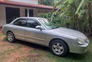 Hyundai Sonata GLS 16V 2000