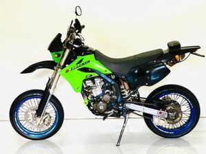Kawasaki D Tracker 2006