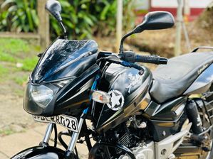 Bajaj Pulsar 150 2017