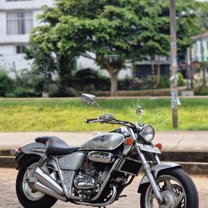 Honda Magna 2007 - Image 2